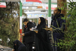 احیای شب بیست و یکم ماه مبارک رمضان در گلزار شهدای قم‎