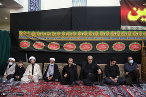 عزاداری روز عاشورا در بیوت مراجع تقلید