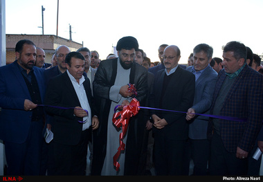 روبان واحد ماشین‌آلات رول‌فرمینگ و خم و برش آهن‌آلات در آبیک قیچی خورد