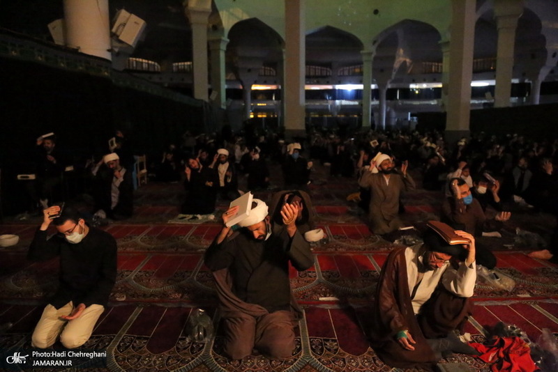 مراسم احیا شب بیست و سوم ماه مباررک رمضان در مصلای قدس قم
