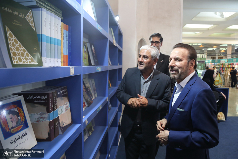 غرفه موسسه تنظیم و نشر آثار امام خمینی (ره) در سی و ششمین نمایشگاه کتاب تهران-5