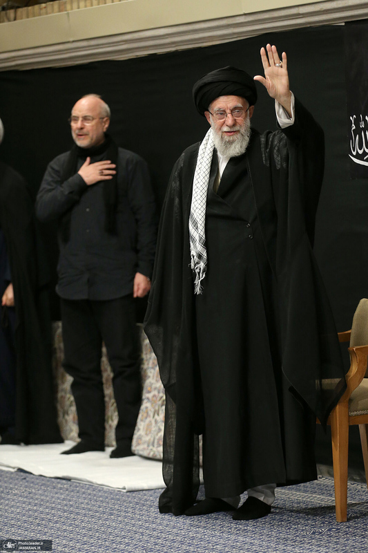 مراسم عزادارای شب عاشورا با حضور رهبر انقلاب اسلامی