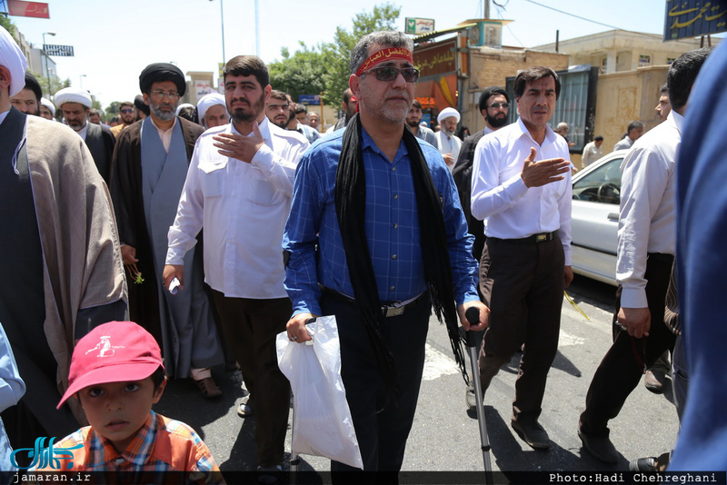 مراسم تشییع پیکر مطهر شهید حمله تروریستی اخیر حجت الاسلام تقوی در قم