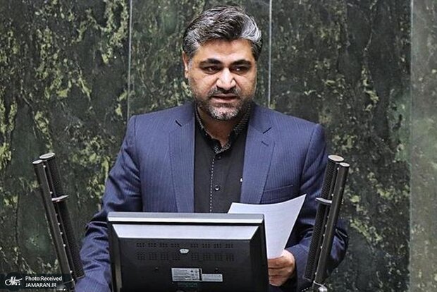 نخعی، عضو کمیسیون انرژی مجلس: از تریبون مجلس برای اتحاد و امید استفاده کنیم/ نمی‌شود به بهانه نقد، فضای ناامیدی یا دوگانگی در جامعه ایجاد کرد/ صداقت رئیس‌جمهور برای مردم دلگرم‌کننده است 