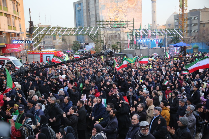 اجتماع خانوادگی منتظران مهدی (عج) و بزرگداشت یاد شهدای اخیر