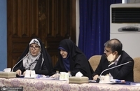 دیدار جمعی از فرزندان شهدا و خانواده ایثارگران با عارف معاون اول رئیس جمهور (7)