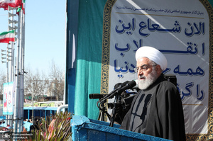 رئیس جمهور در مراسم راهپیمایی 22 بهمن
