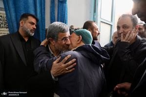 مراسم ختم خواهر محمود احمدی نژاد