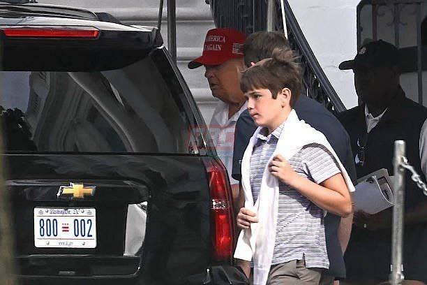 ترامپ زنده است + عکس و فیلم