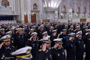 تجدید میثاق فرمانده و کارکنان نیروی دریایی ارتش جمهوری اسلامی ایران با آرمان‌های امام خمینی(س)