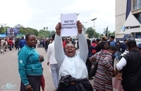 تظاهرات ضدموگابه