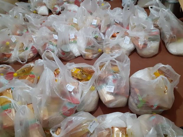 ۴۰۰ بسته غذایی و بهداشتی بین نیازمندان رفسنجان توزیع شد