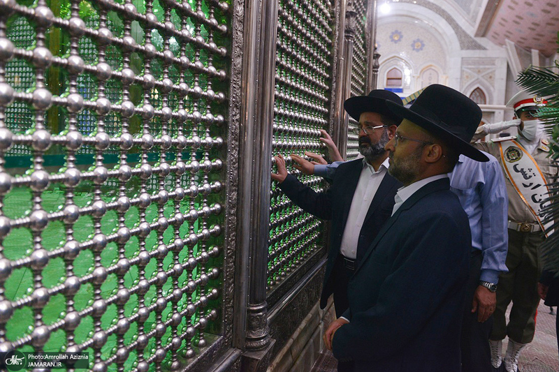 ادای احترام پیروان ادیان الهی نسبت به ساحت مقدس امام خمینی (س)