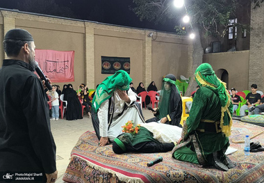 مجلس تعزیه خوانی در بیت تاریخی حضرت امام خمینی (س) در خمین