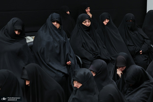 اولین شب مراسم عزاداری ایام شهادت حضرت زهرا (س) در حسینیه امام خمینی(ره)