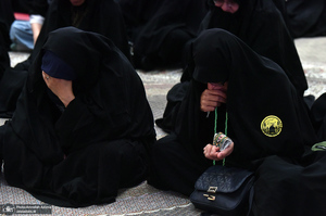 اولین شب عزاداری حضرت اباعبدالله الحسین (ع) در حرم امام خمینی