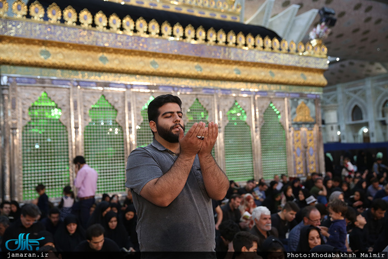 مراسم احیاء شب بیست و یکم ماه مبارک رمضان درحرم مطهر امام خمینی (س) 