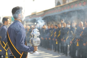 دسته عزاداری خادمین حرم مطهر حضرت معصومه (س) در سالروز شهادت امام رضا (ع)
