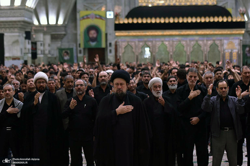عزاداری ظهر عاشورا در حرم مطهر امام خمینی (س)
