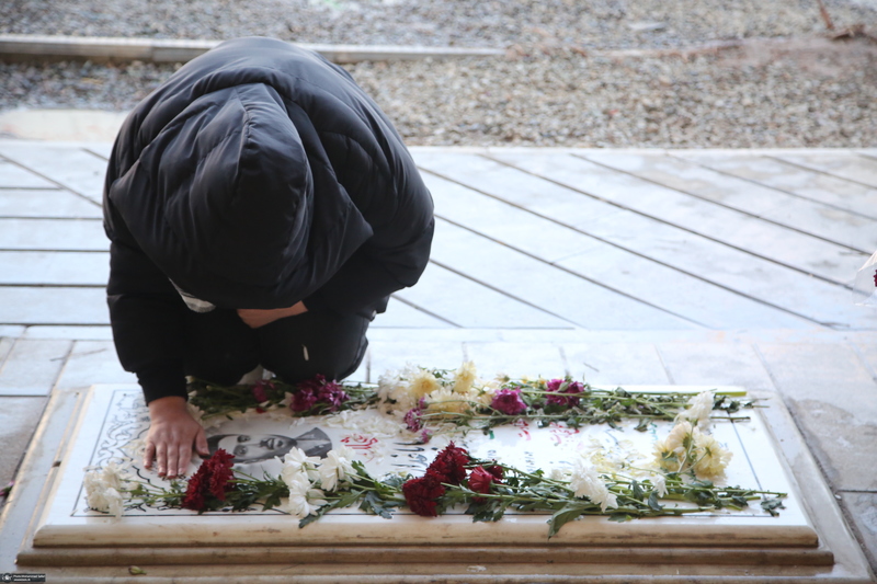 مهمانی لاله ها در قطعه شهدای بهشت زهرا