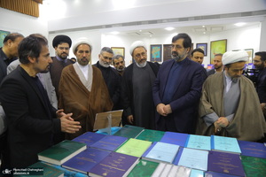 مراسم افتتاح دهمین نمایشگاه قرآن و عترت استان قم در مجتمع فرهنگی یادگار امام‎