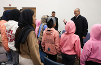 دیدار پزشکیان با جمعی از کودکان بی سرپرست در مجتمع خانه دختران ایران (5)