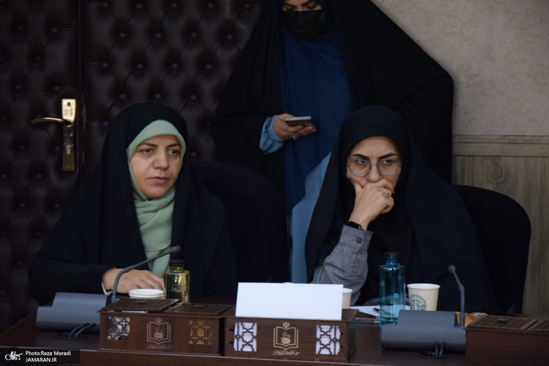 نشست جایگاه زن در نظام معرفتی امام خمینی (س)