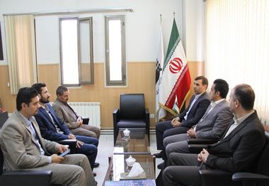 رسانه ها با نقد منصفانه زمینه اصلاح مشکلات را فراهم می کنند