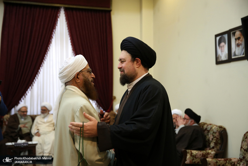 حاشیه های تجدید میثاق رئیس و اعضای مجلس خبرگان رهبری با آرمان های امام خمینی(س)