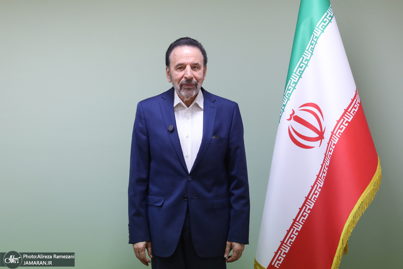 بازدید محمود واعظی از موسسه مطبوعاتی جماران