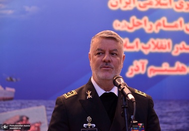 دریادار خانزادی: سواحل مکران موج عظیمی از توسعه را شاهد خواهد شد