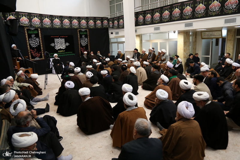 عزاداری در بیوت مراجع عظام تقلید و علما در سالروز شهادت حضرت فاطمه(س)