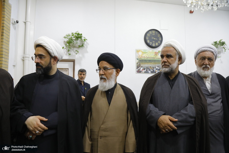 مراسم بزرگداشت رئیس جمهوری و یارانش در حرم حضرت معصومه(س)