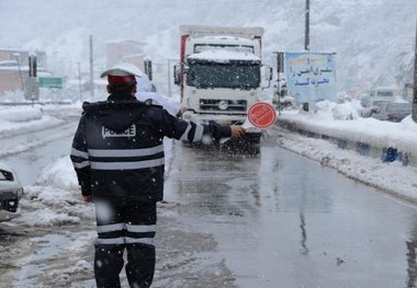 تردد تریلی در گردنه های خراسان شمالی ممنوع شد