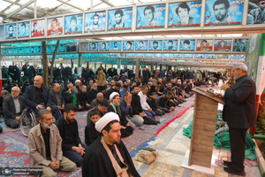 مراسم تحویل سال نو در گلزار شهدای قم‎