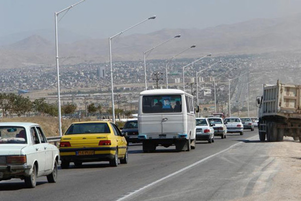 ترافیک نیمه سنگین آزادراه های قزوین در چهارمین روز نوروز