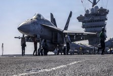 نمایش قدرت یا بازدارندگی شکننده؟ آرایش تازه آمریکا در خاورمیانه و محدودیت‌های گزینه نظامی علیه ایران