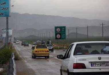 تردد 316 هزار خودرو نوروز امسال در محورهای ارتباطی جنوب فارس ثبت شد