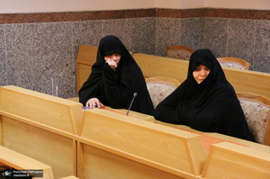 اندیشه های اخلاقی امام خمینی در شرح حدیث جنود عقل و جهل - فاطمه طباطبایی