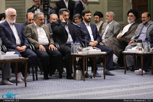 دیدار جمعی از شاعران و اهالی فرهنگ و ادب با رهبر معظم انقلاب
