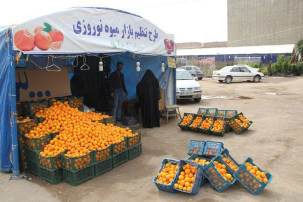 غرفه های توزیع میوه عید تنظیم بازار در قزوین افزایش یافت