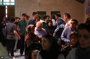 مرحله دوم انتخابات ریاست جمهوری چهاردهم در حسینیه جماران - 6