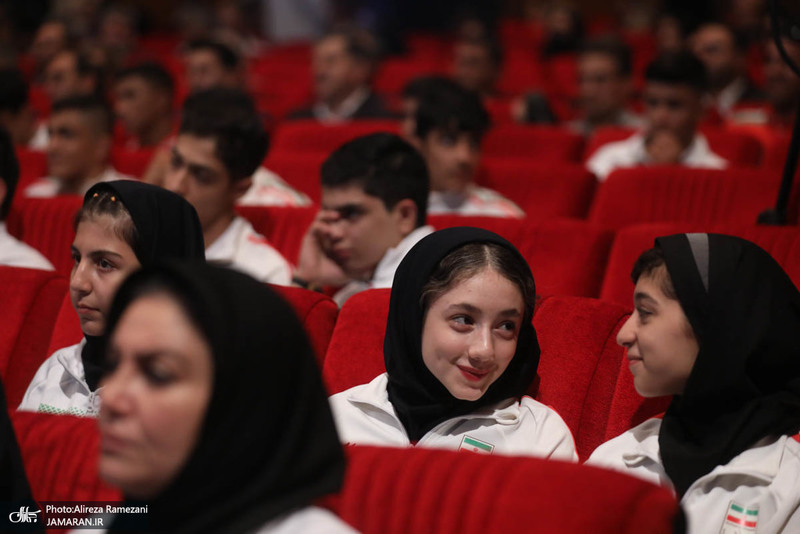 مراسم تجلیل از مدال آوران المپیک دانش آموزی