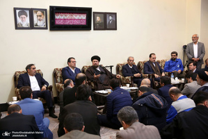 دیدار وزیر ، معاونان و کارکنان وزارت صمت با سید حسن خمینی