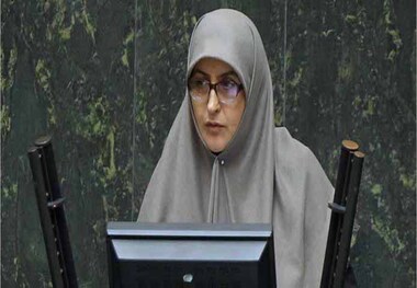 سیاوشی شاه عنایتی: زنان جامعه کشور بسیار جلوتر از زنانی هستند که در رسانه ملی نمایش داده می‌شوند
