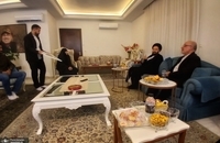 حضور سیدعلی خمینی در منزل شهید سید مصطفی بدرالدین
