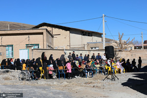 اجرای تماشاخانه سیار «بر آستان آفتاب» در روستای دهنو 