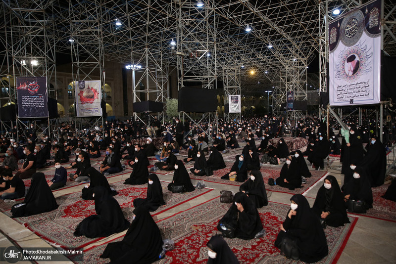 عزاداری شب تاسوعای حسینی (ع) در حرم امام خمینی (س)