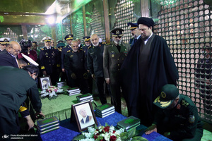 تجدیدمیثاق فرماندهان و کارکنان نیروهای مسلح با آرمان‌های امام خمینی (س) -1