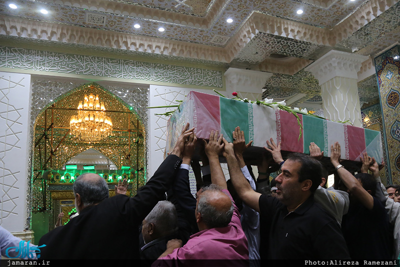 وداع با پیکر مطهر شهید امیر‌سعید قاسمی در امامزاده صالح(ع) فرحزاد 